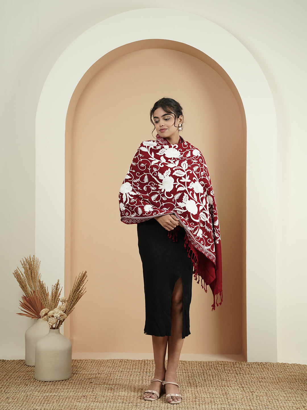 Floral Kashmiri Jaal Embroidery Warm Stole with Fringed Border | Maroon