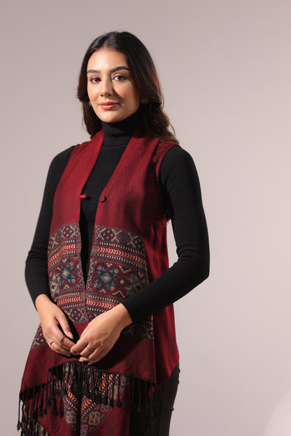 Women's Sleeveless Kullu Pattern Shrug Cardigan | Maroon