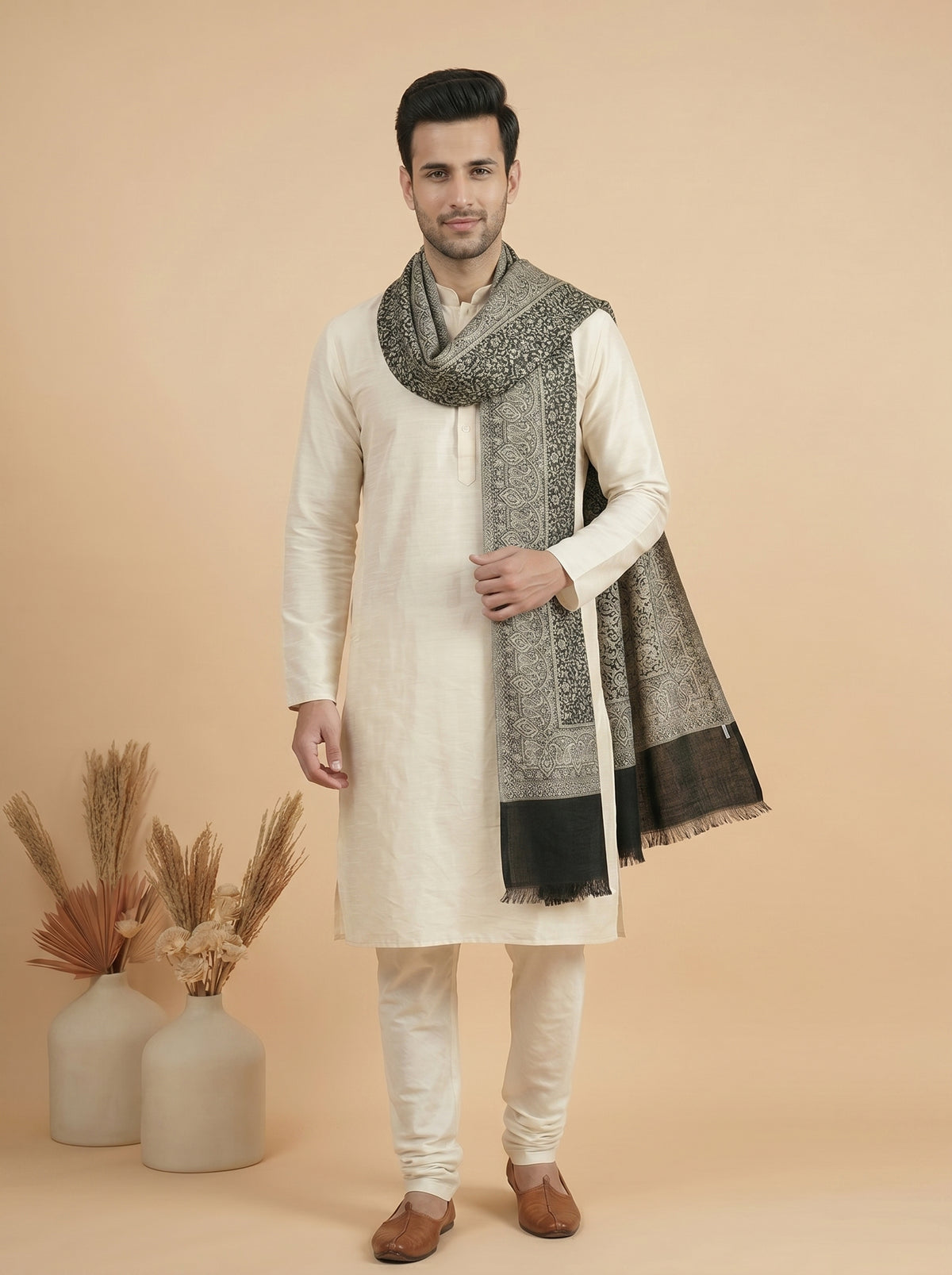 Floral All-over Kani Weave Woolen Stole for Men with Paisley Border | Black - view 3