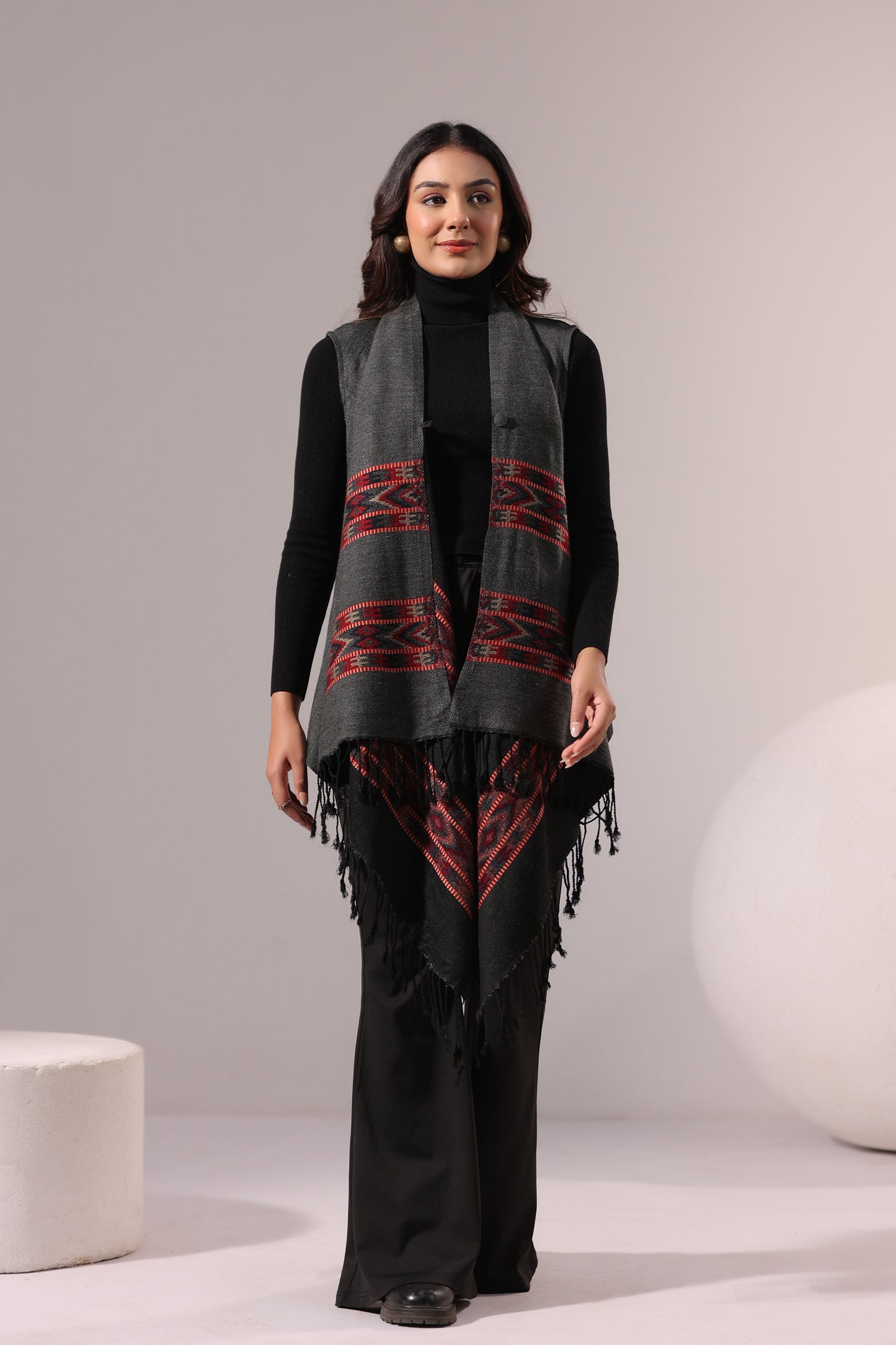 Women's Sleeveless Kullu Pattern Shrug Cardigan | Grey
