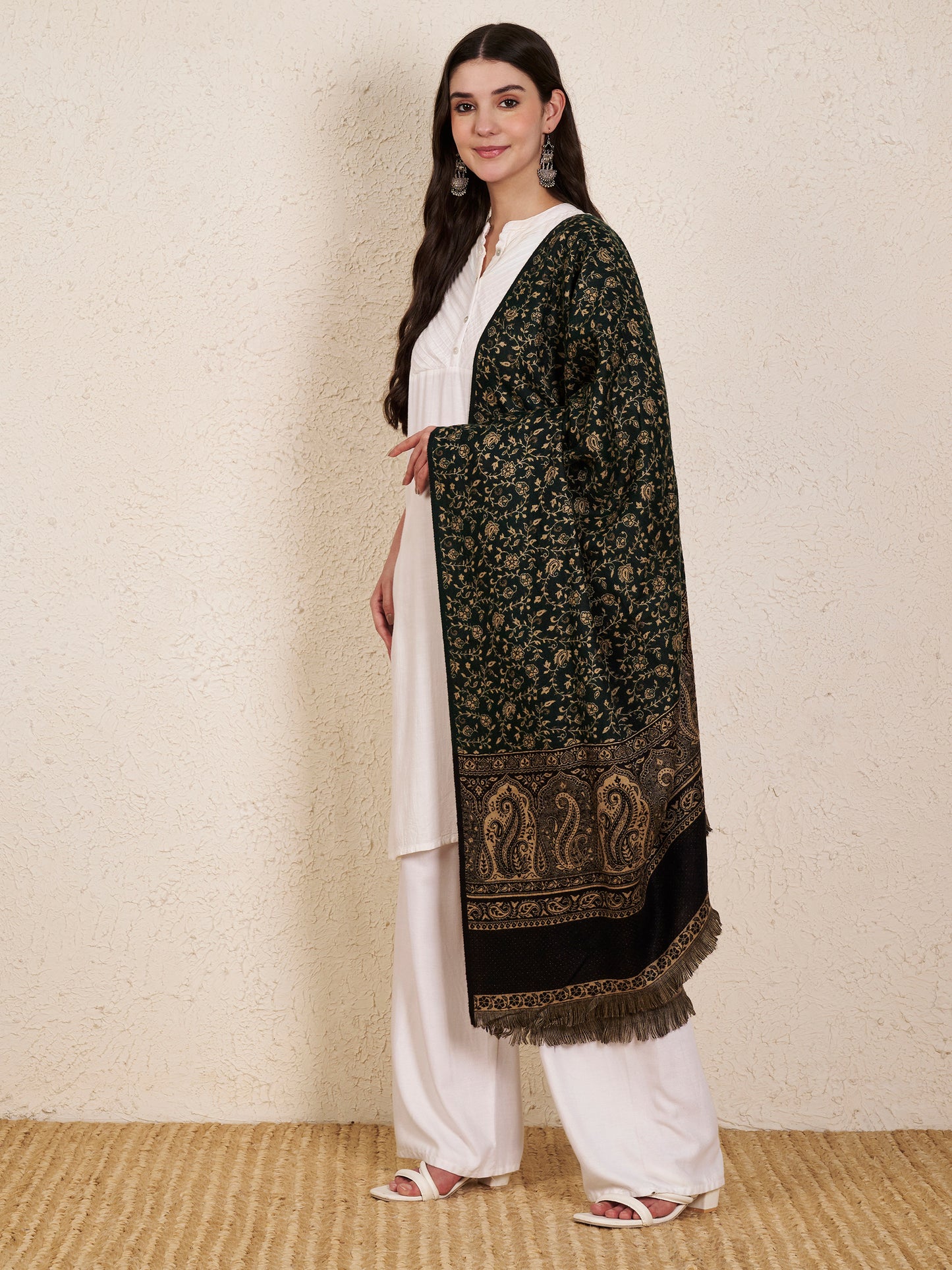 Woolen Kani Shawl with Intricate Kashmiri Paisley & Floral Woven Design (Green)