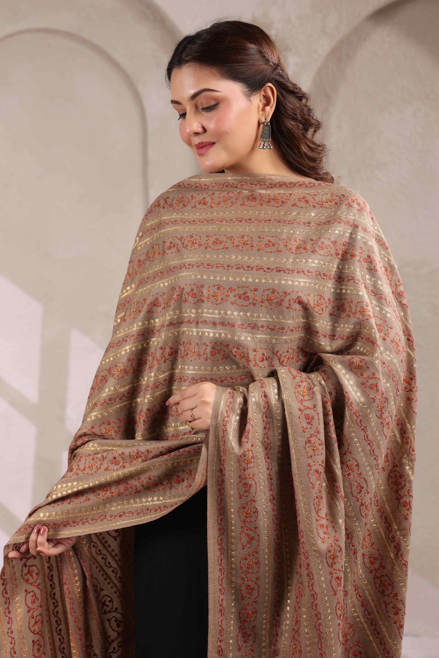 Sozni Zari Embroidery Kashmiri Shawl | Beige