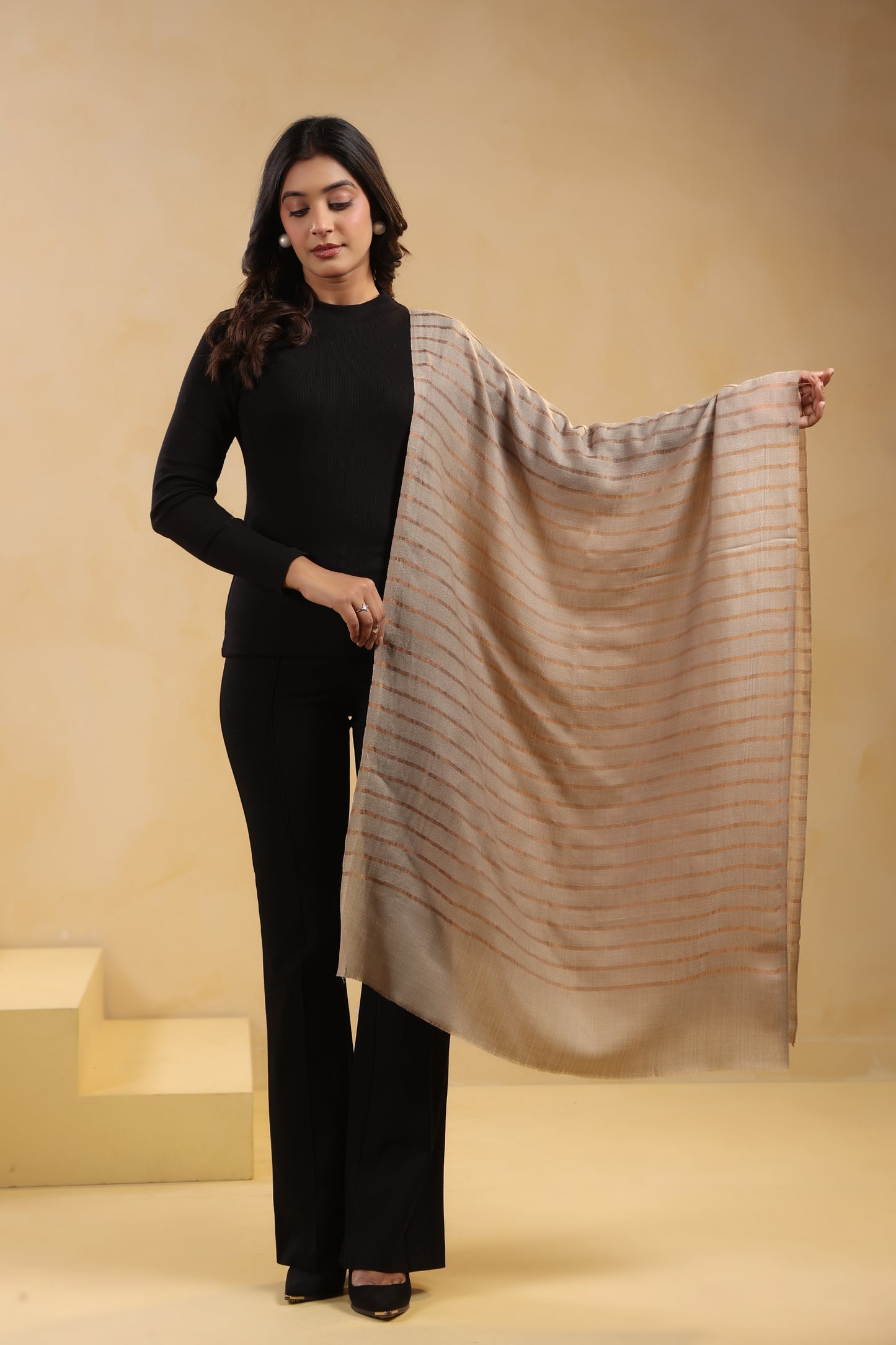 Fine Wool Horizontal Zari Stripes Stole | Beige