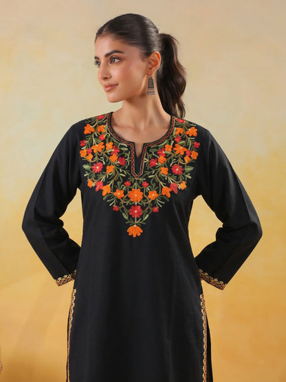 Women's Aari Floral Embroidered Woollen Kurta | Black - view 3