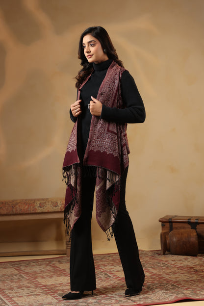 Women's Sleeveless Zari Pattern Shrug Cardigan | Wine
