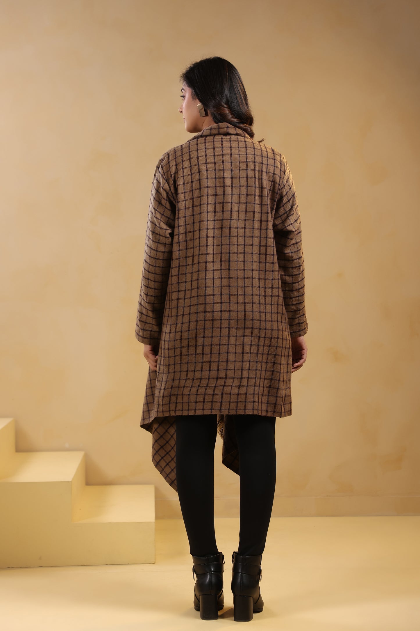Women's Full Sleeve Woolen Checkered Shrug Cardigan | Brown Check