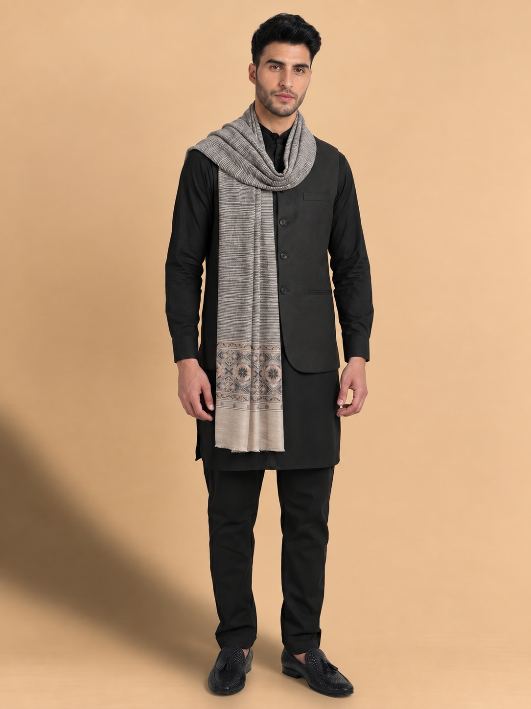 Ultra Soft Fine-Wool Kani Woven Stole for Men | Ivory - view 3