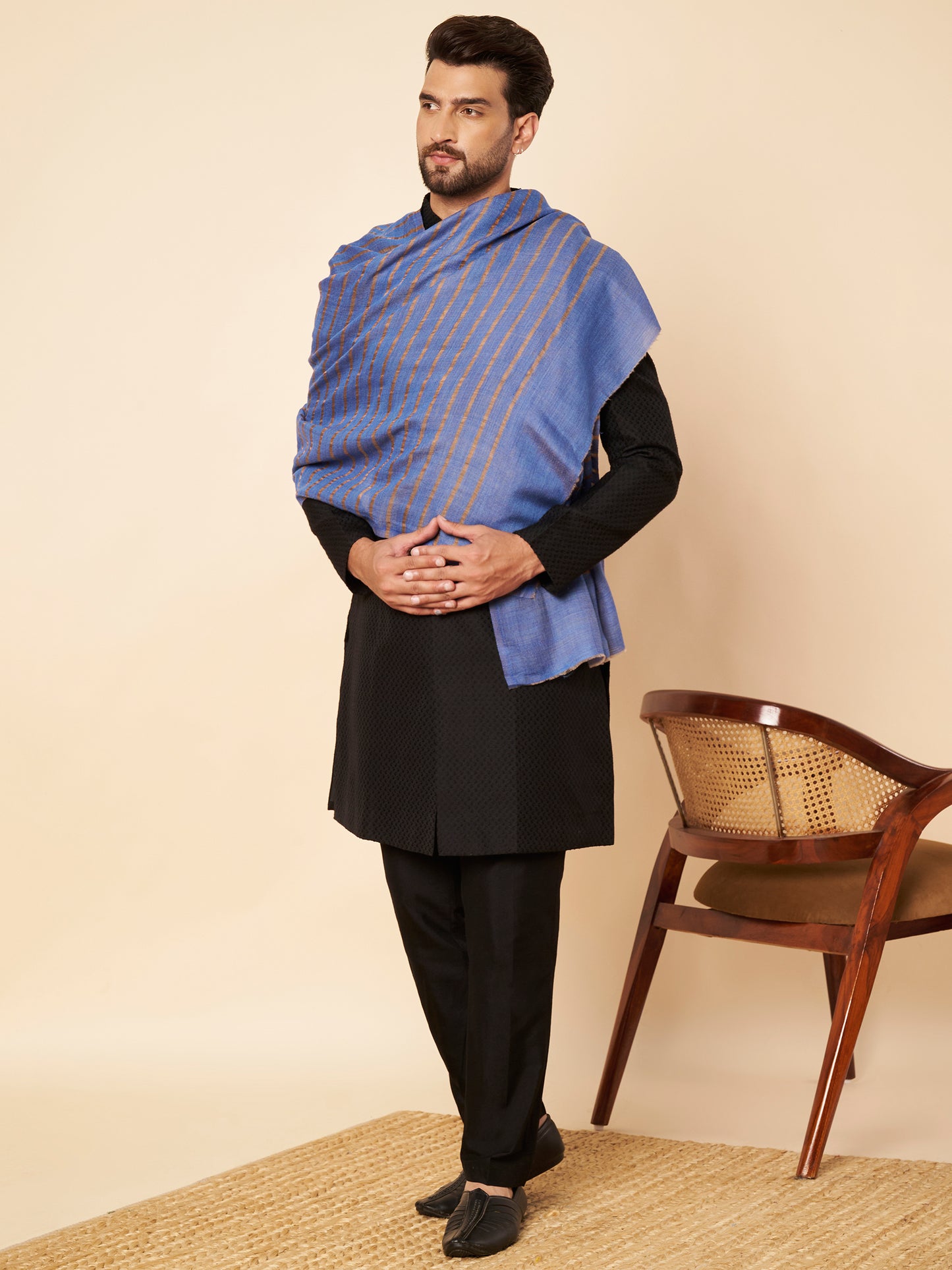 Fine Wool Horizontal Zari Stripes Stole | Blue