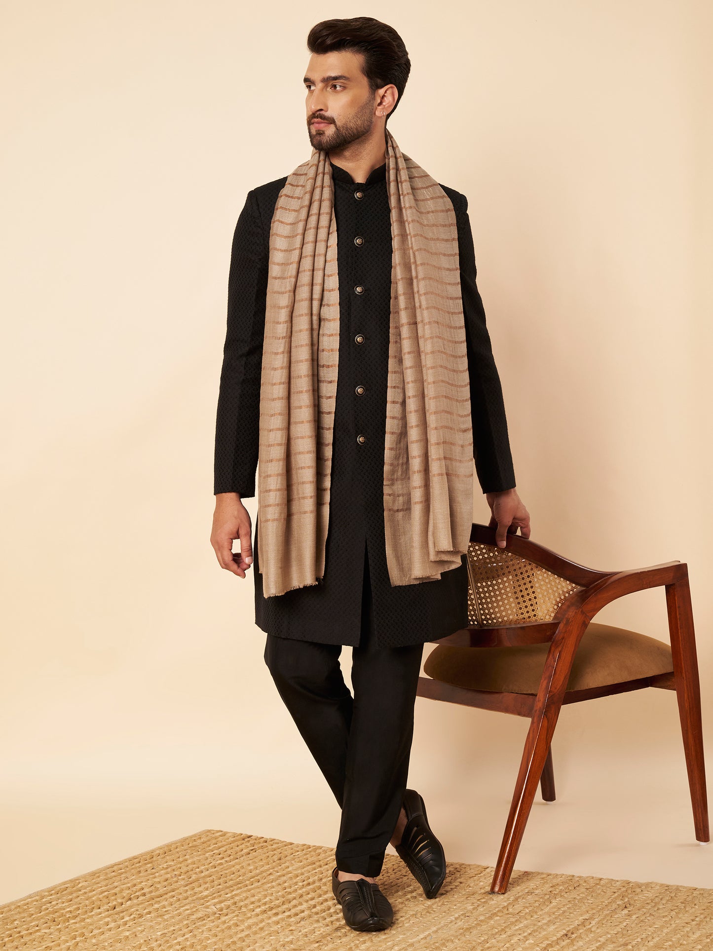 Fine Wool Horizontal Zari Stripes Stole | Beige