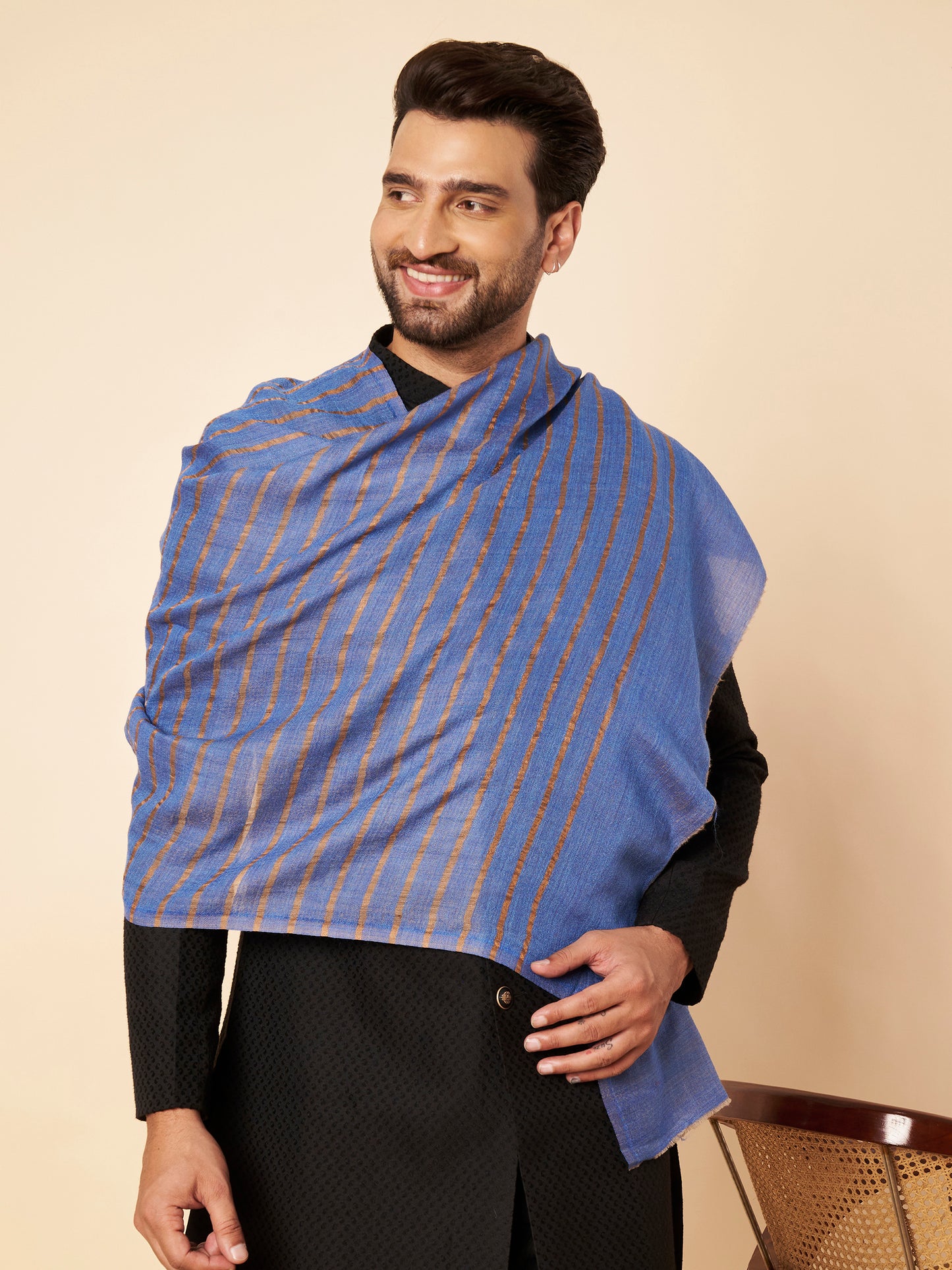 Fine Wool Horizontal Zari Stripes Stole | Blue