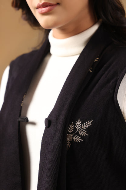 Women's Sleeveless Floral Zari Embroidery Shrug Cardigan | Black