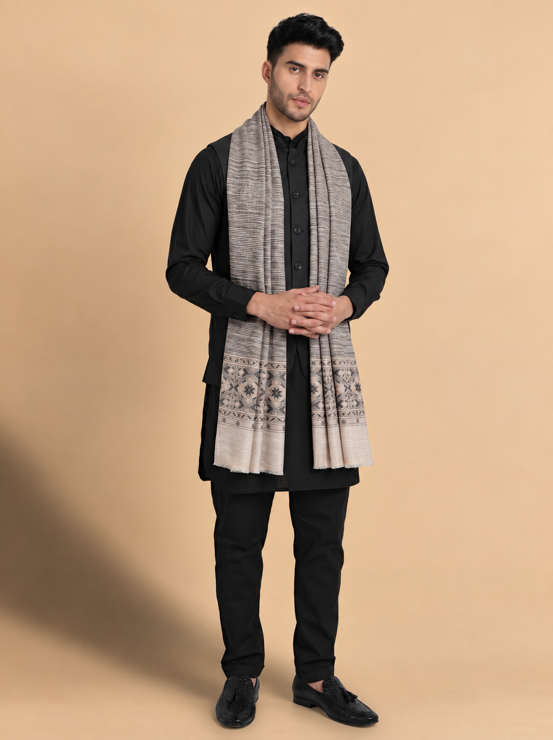 Ultra Soft Fine-Wool Kani Woven Stole for Men | Ivory