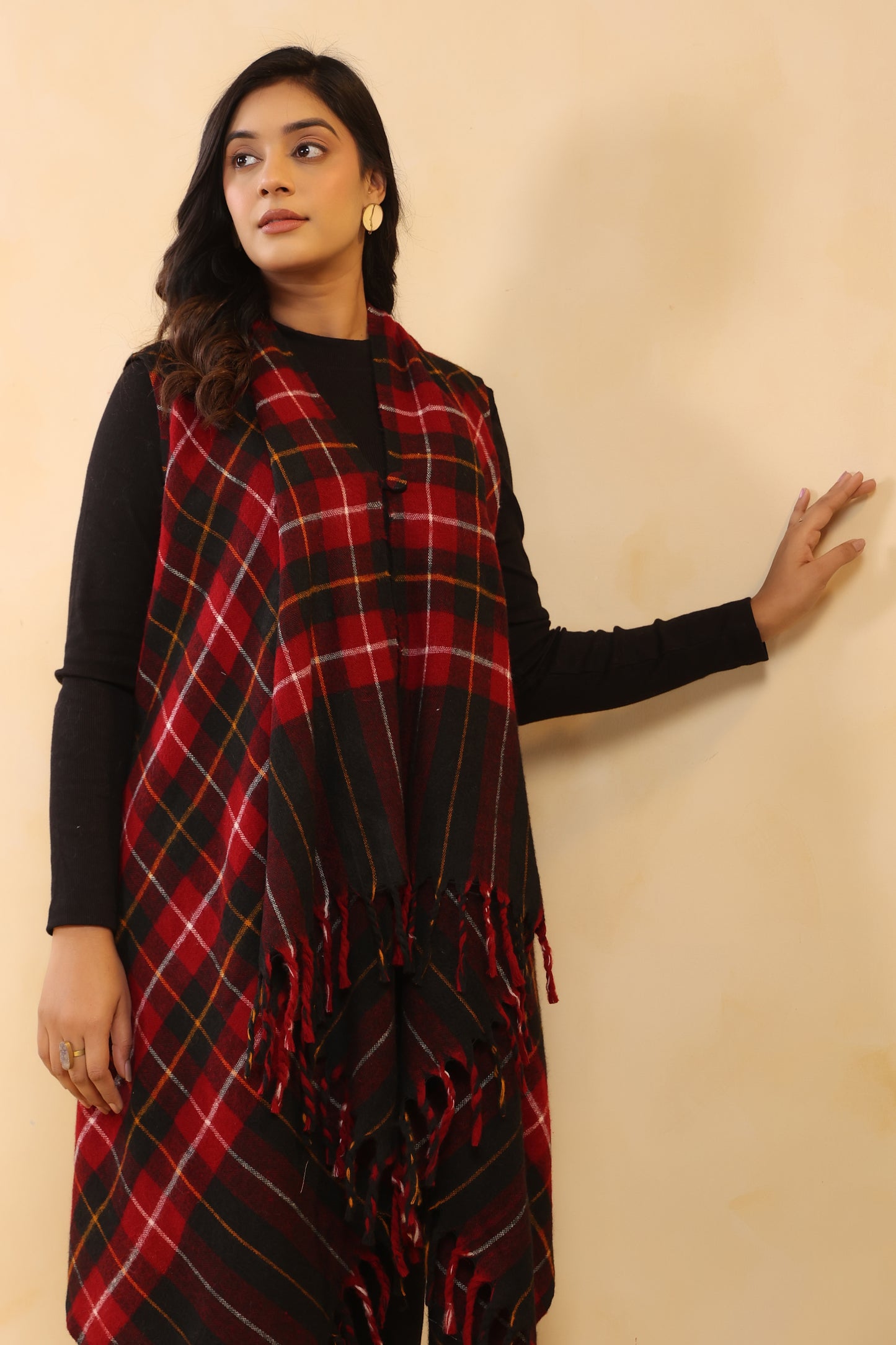 Women's Sleeveless Checkered Shrug Cardigan | Black