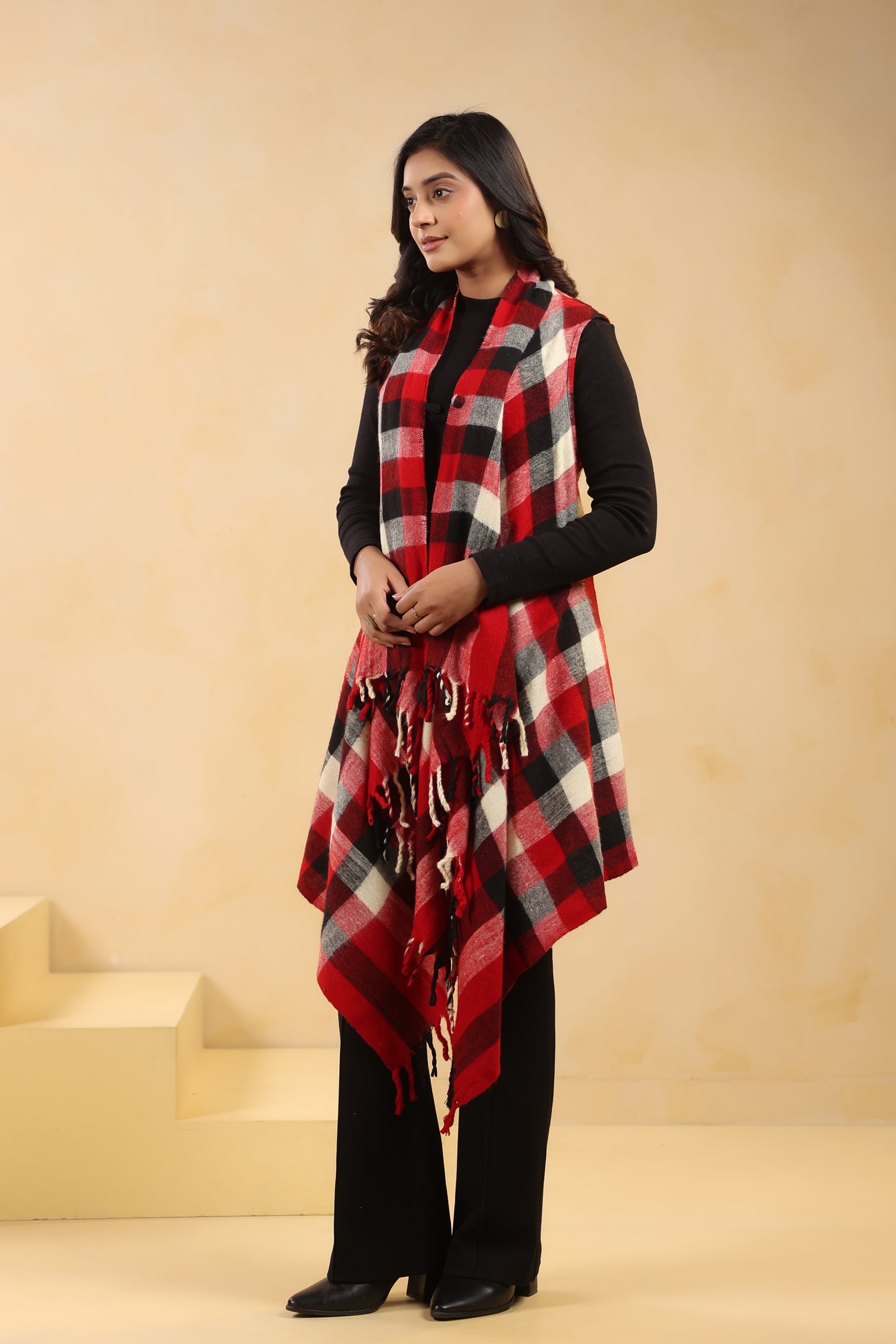 Women's Sleeveless Checkered Shrug Cardigan | Red