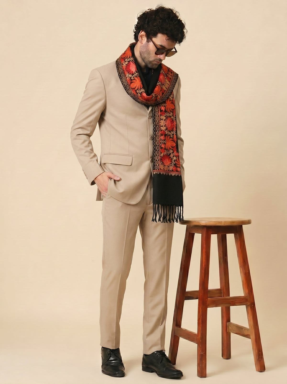 Kashmiri Aari Embroidery Woollen Stole for Men | Black - view 4