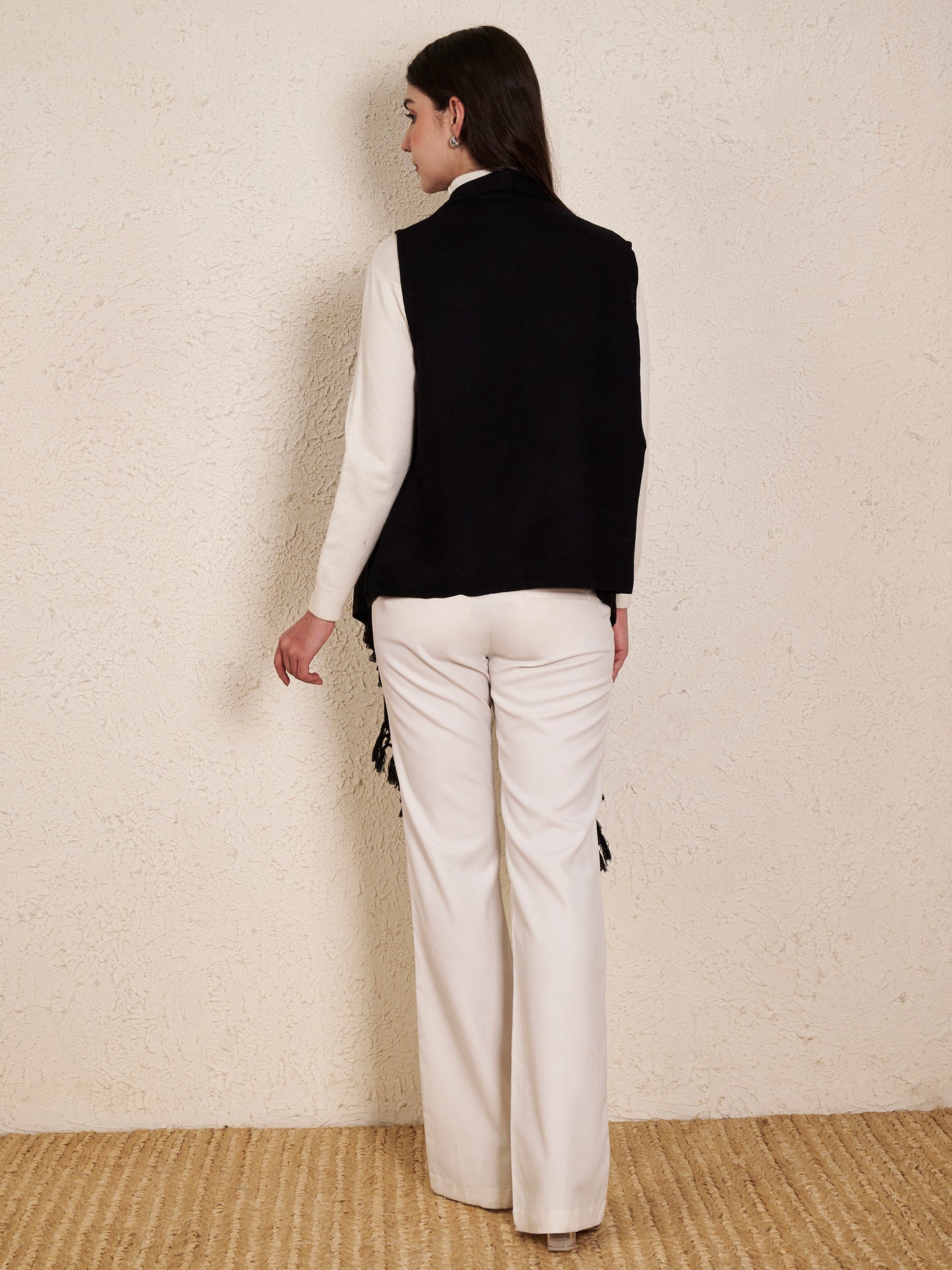 Women's Sleeveless Plain Shrug Cardigan | Black