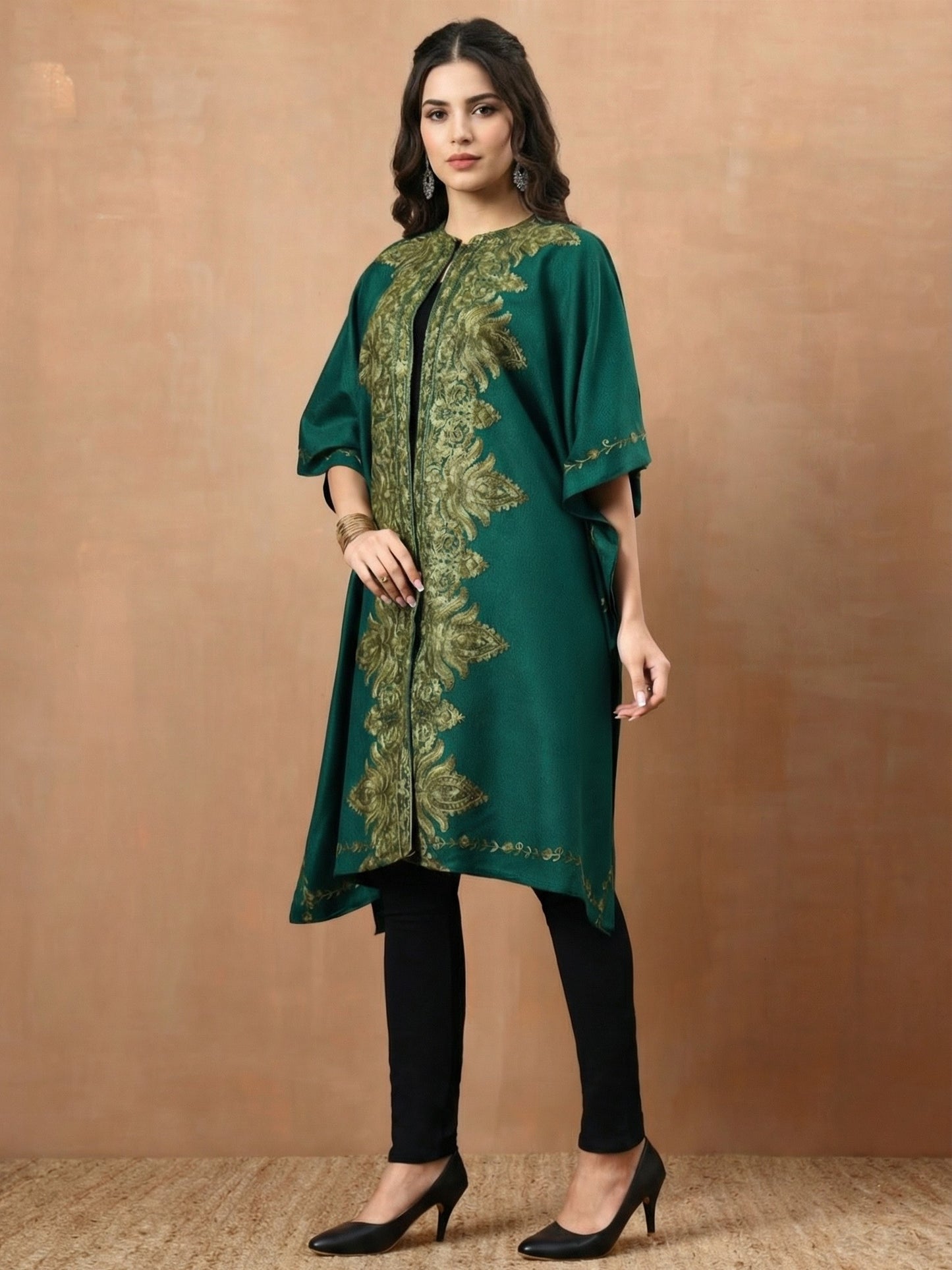 Floral Aari Embroidery Green Pheran Shrug - view 4
