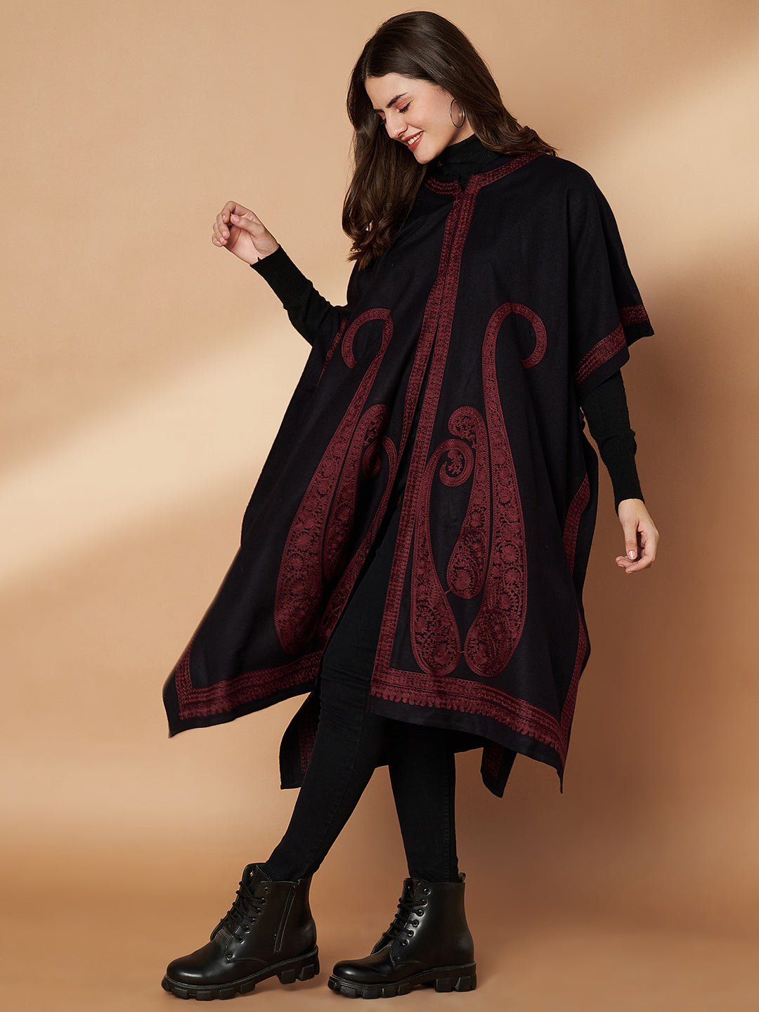 Paisley Embroidery Black and Wine Pheran Shrug - view 4