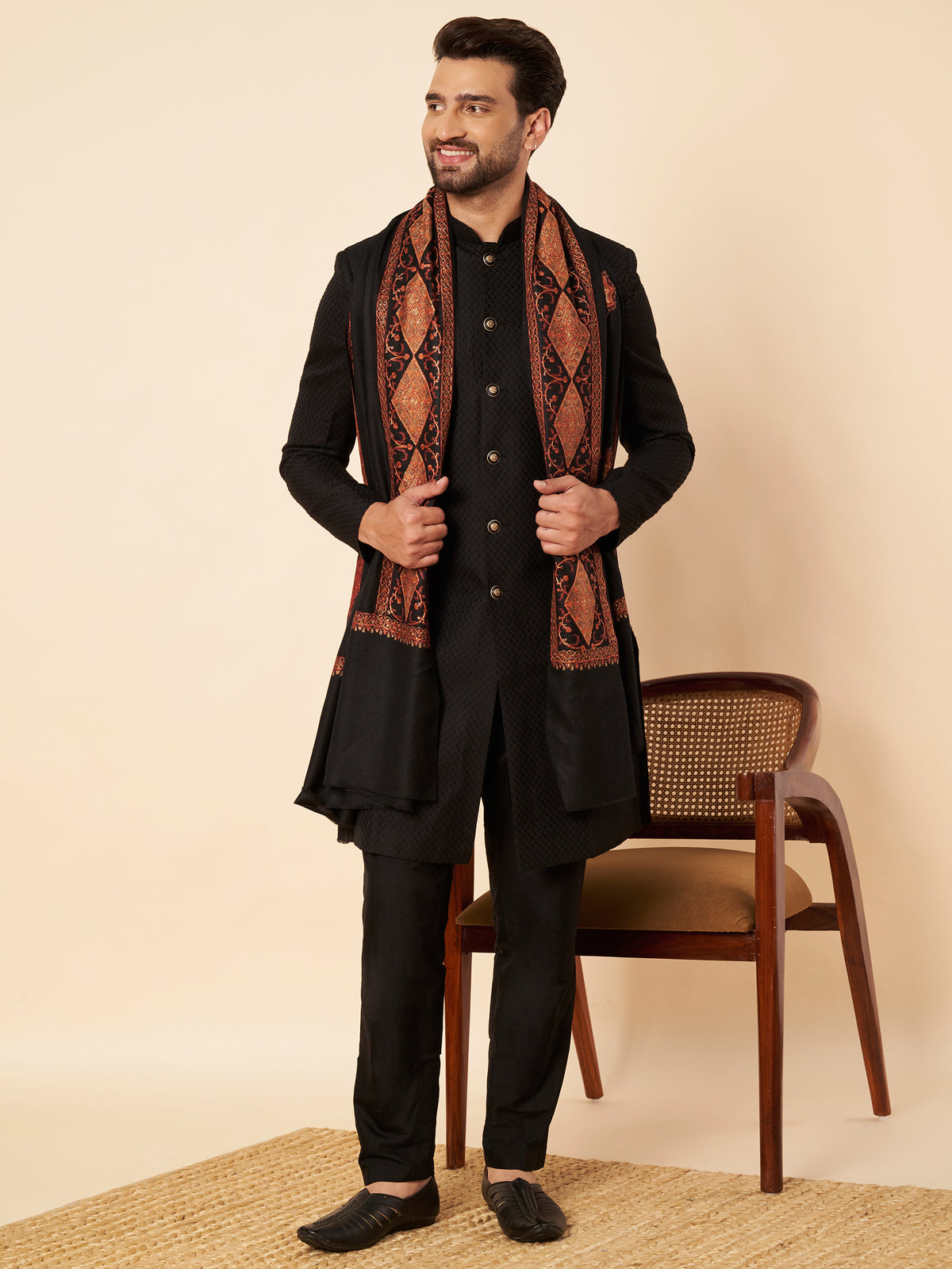 Pure Wool Shawl with Royal Motifs Sozni Embroidery - view 3