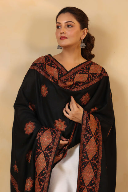 Kashmiri Sozni Floral Embroidery Shawl | Black