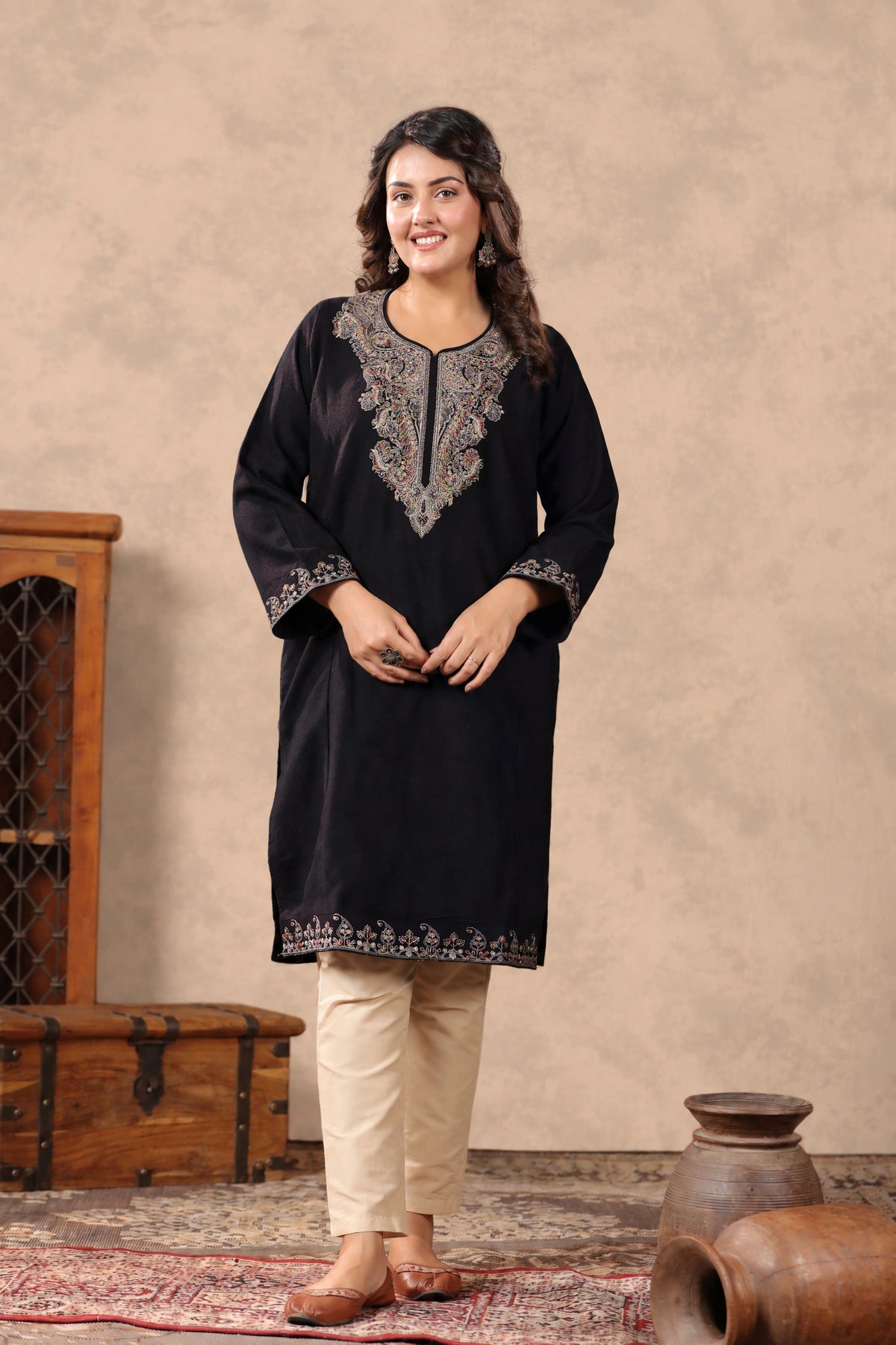 Zari & Multicolor Embroidery Kashmiri Pheran | Black