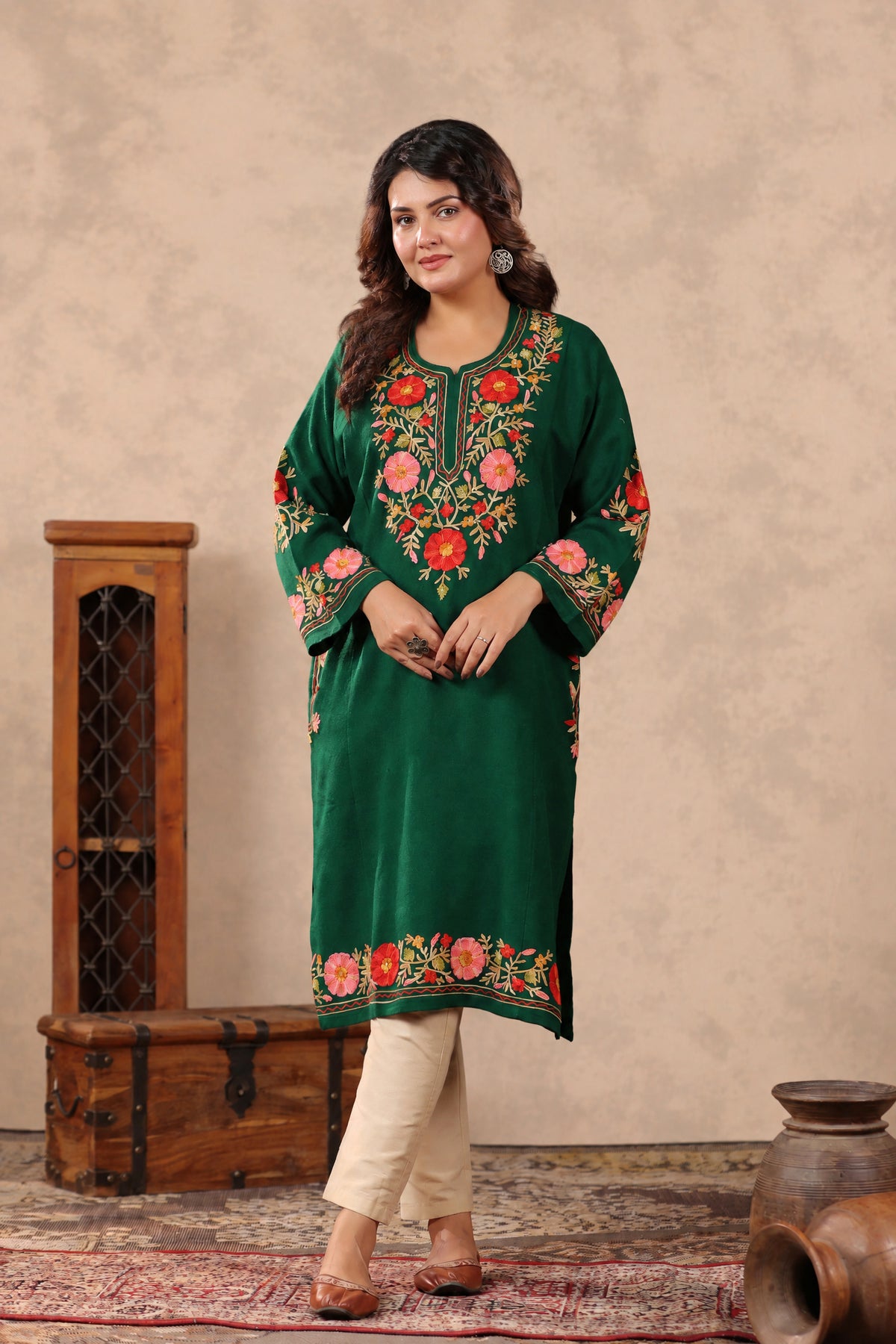 Floral Border Aari Embroidery Kashmiri Pheran | Bottle Green