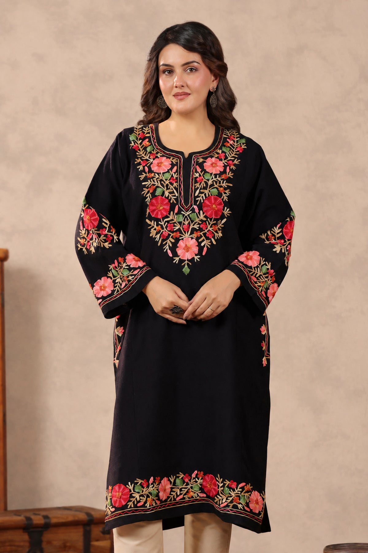 Floral Border Aari Embroidery Kashmiri Pheran | Black - view 6