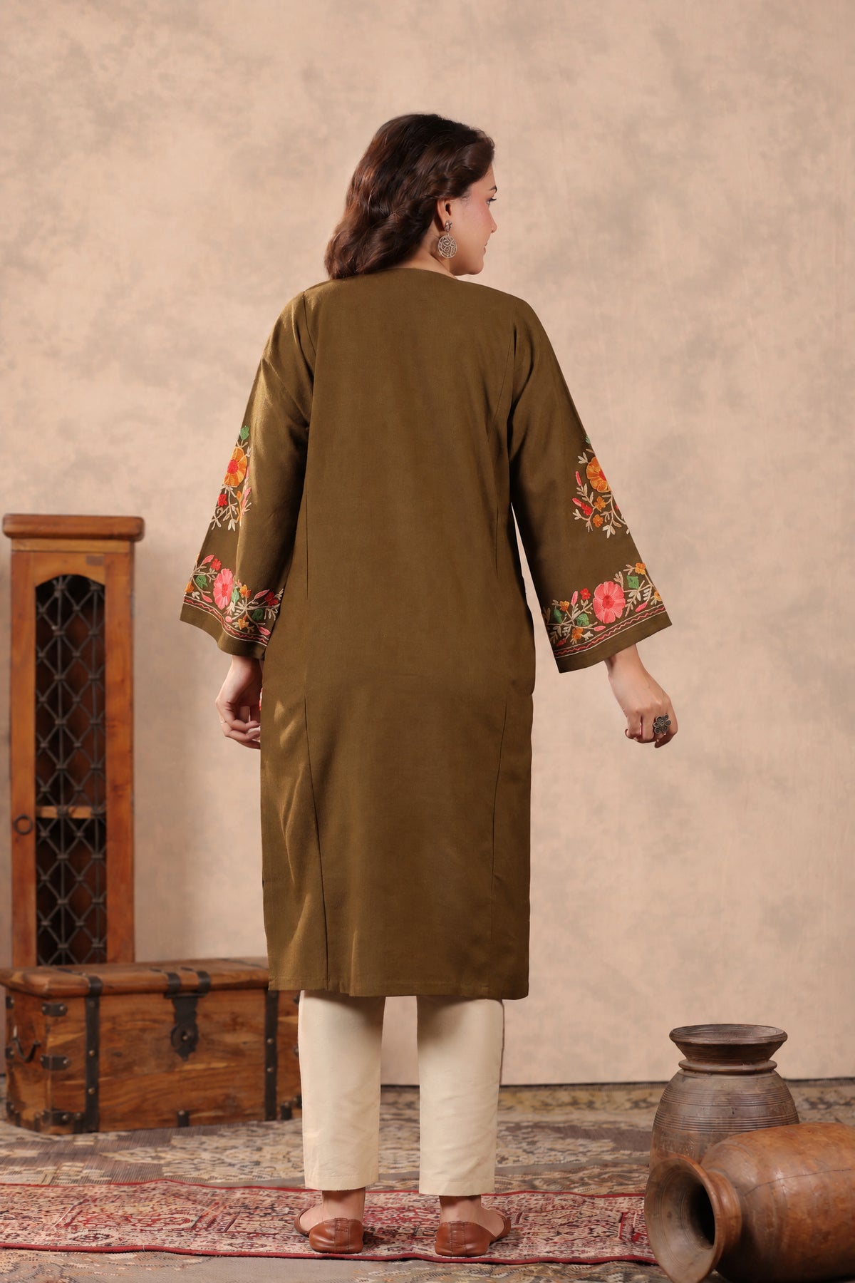Floral Border Aari Embroidery Kashmiri Pheran | Tobacco Brown - view 2