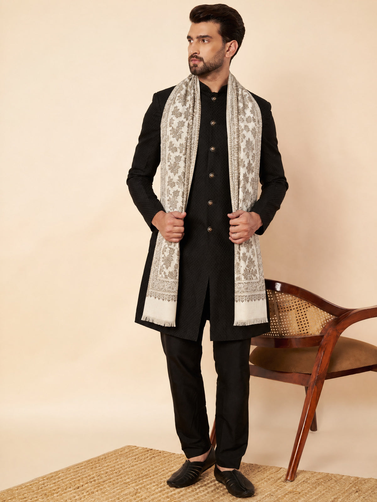 Kani Chinar Zari Woven Stole for Men White - image 4