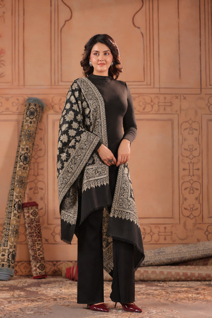 Kani Chinar Zari Woven Stole for Women Black - image 4
