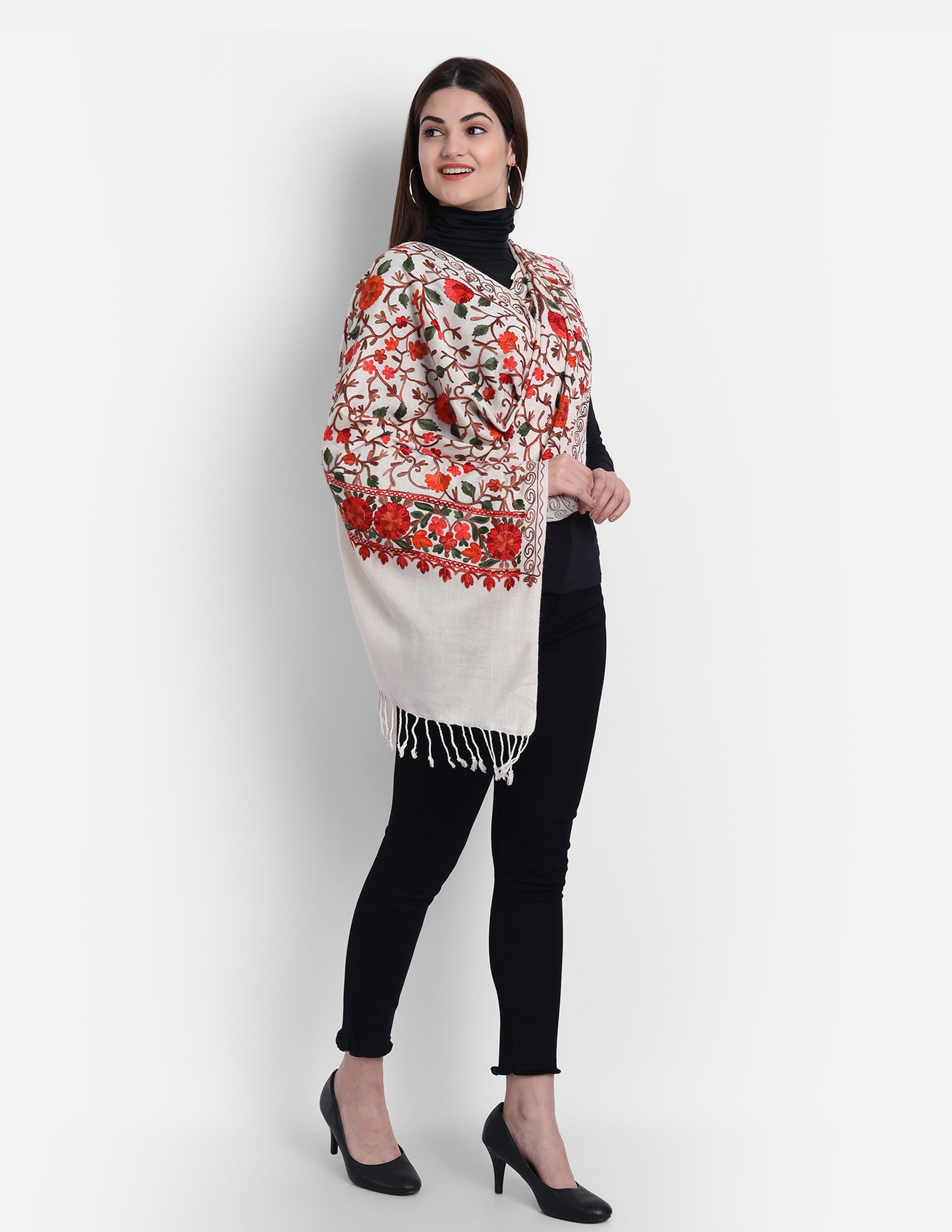 Kashmiri Aari Embroidery Woollen Stole | Off White - Zamour