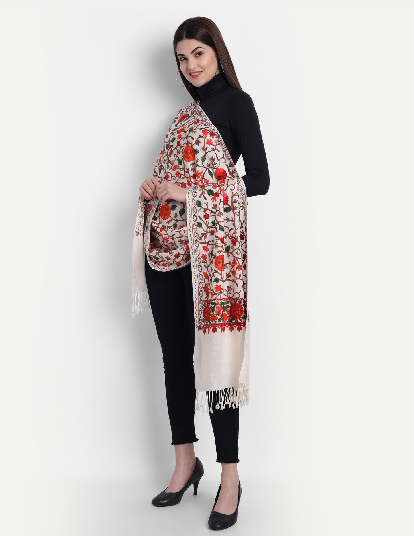 Kashmiri Aari Embroidery Woollen Stole | Off White - Zamour