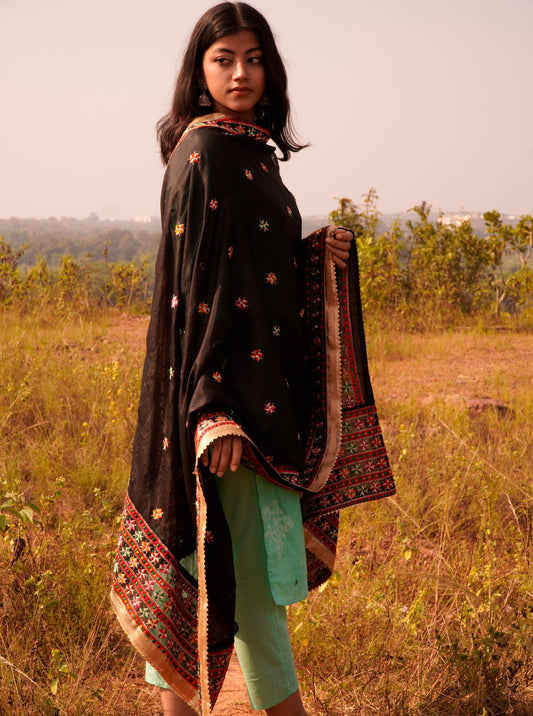 Punjabi Phulkari Embroidered Dupatta | Black