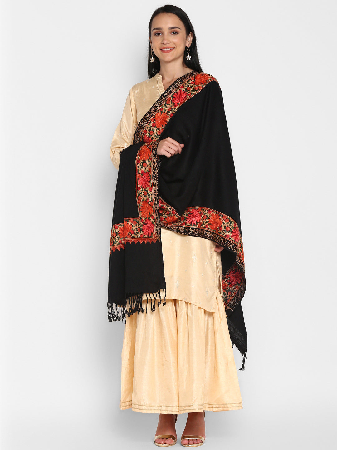 Kashmiri Aari Embroidery Woollen Stole | Black - Zamour